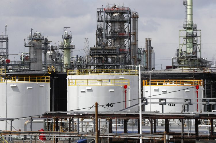 US to release 50 million barrels of oil to ease energy costs